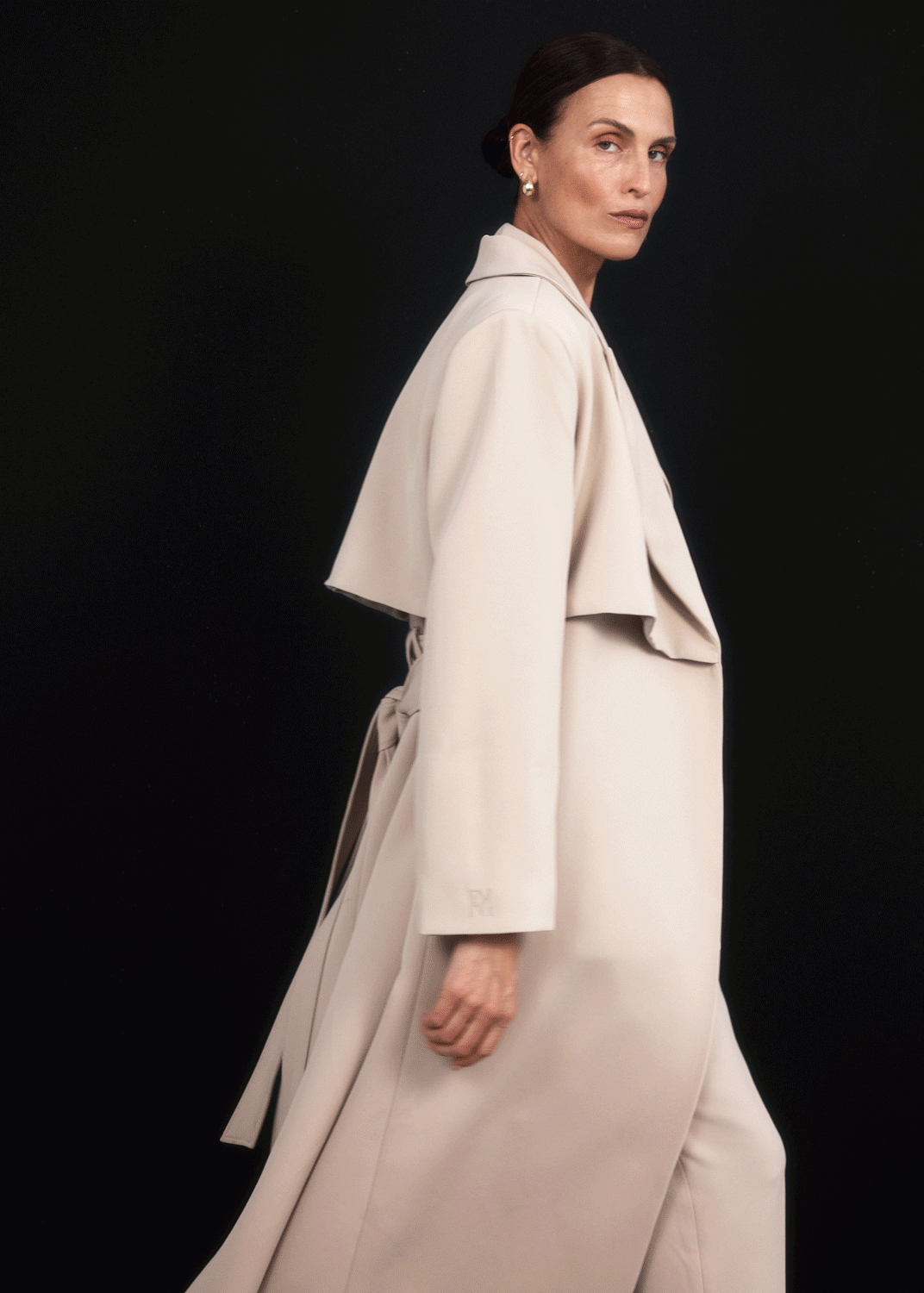 MAJR-Minimalist-Brand-Launch-GIF.gif